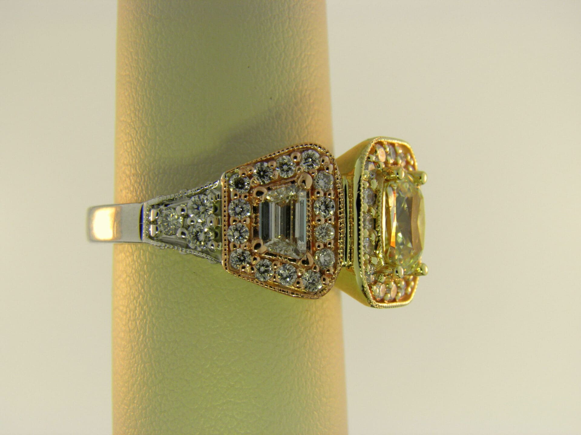 yellowdiamthreepiececastring3