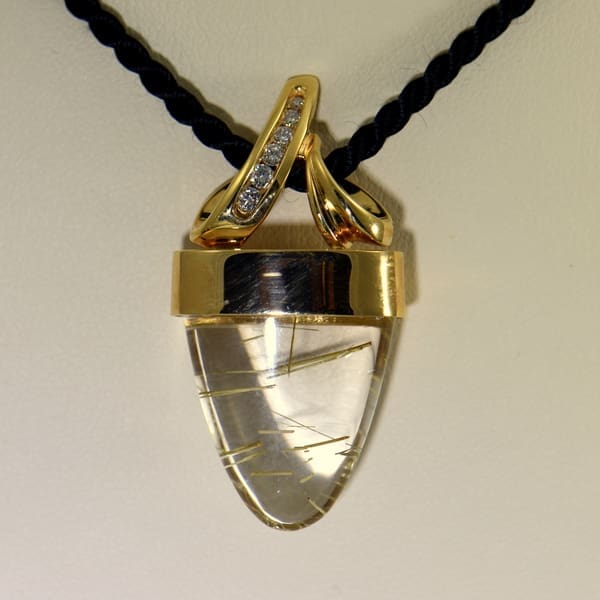 rutilatedquartzpendant