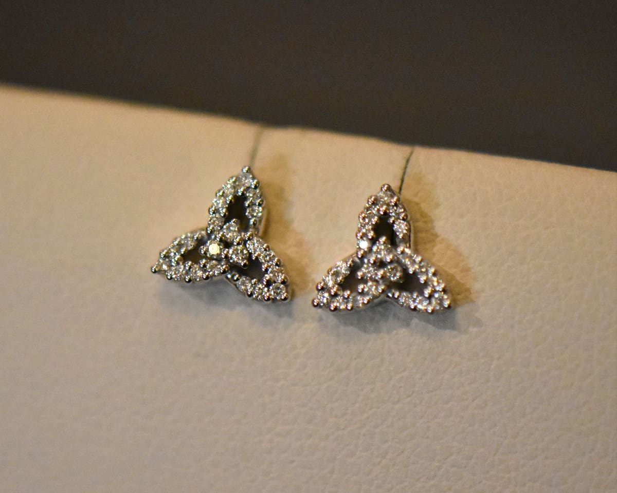 celtic trinity knot diamond stud earrings 2